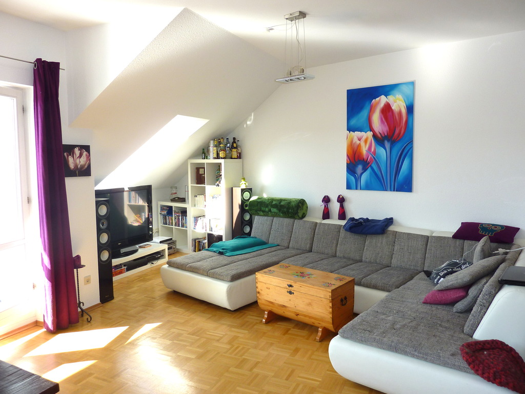 Moderne 4 zi. dachgeschoà wohnung mit balkon und aussicht in ... Wohnung dachgeschoss design